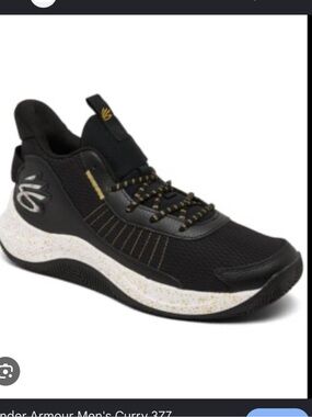 Under Armour Black & Gold Athletic Basketball Shoes